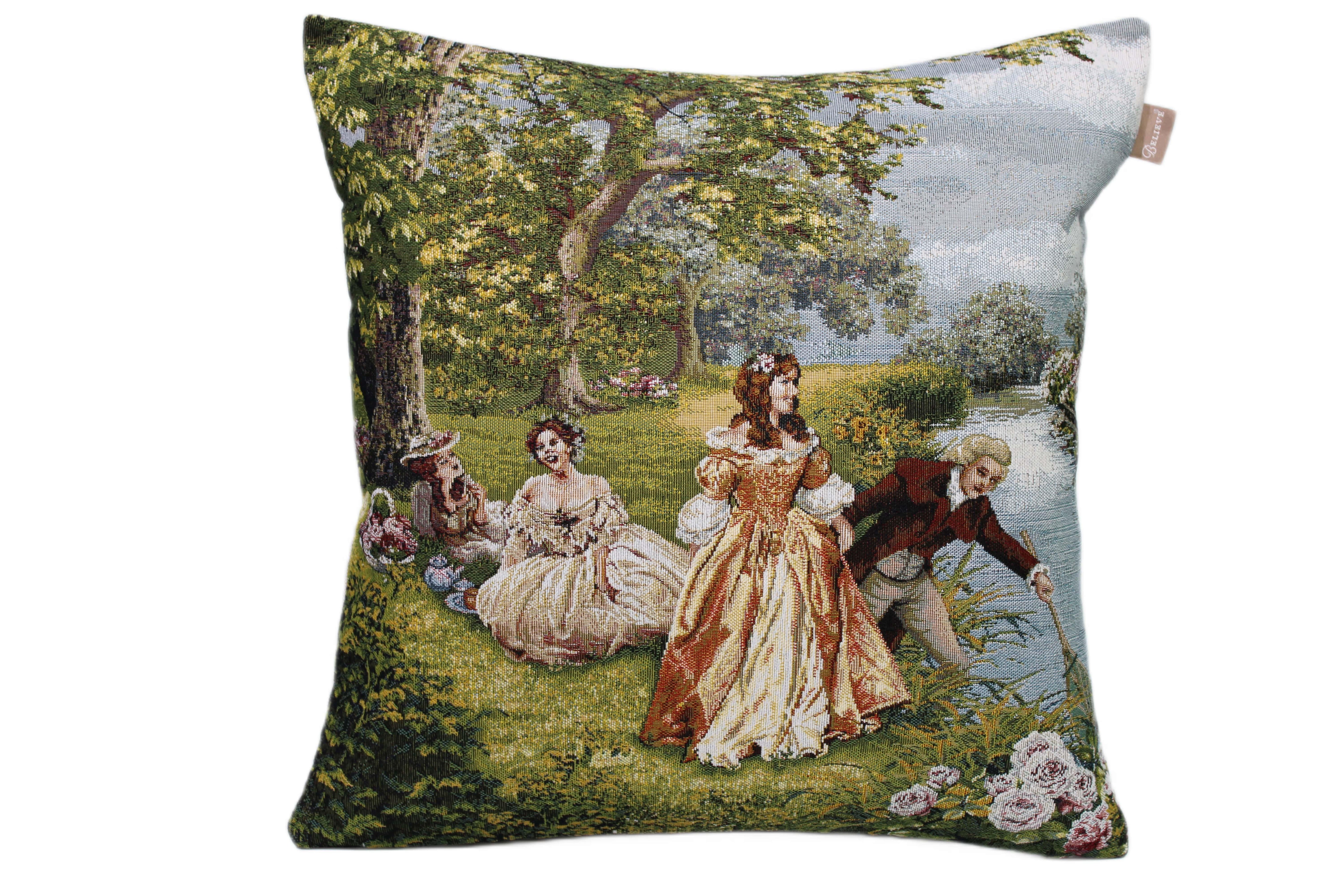 BELIEVE FAYE A JAKARLI DOKUMA GOBLEN DEKORATİF İNSANLI RÖNESANS KIRLENT KILIFI 45*45