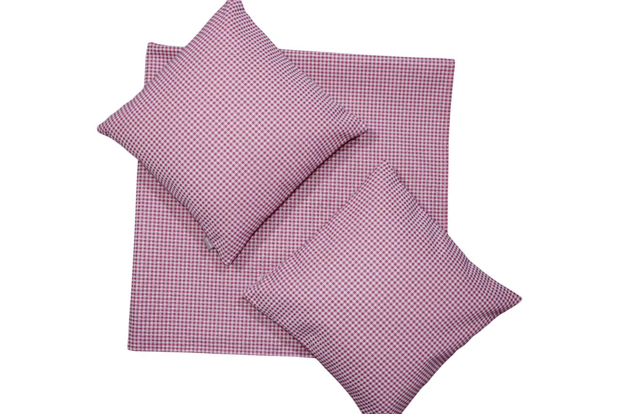 BELIEVE KIRMIZI PÖTİKARE JAKARLI DOKUMA GOBLEN DEKORATİF MASA ÖRTÜSÜ VE KIRLENT KILIFI 3LÜ PİKNİK SETİ