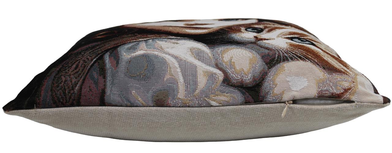 BELIEVE LILY JAKARLI DOKUMA GOBLEN DEKORATİF İNSANLI KEDİLİSEVİMLİ ANİME KIZ KIRLENT KILIFI 45*45