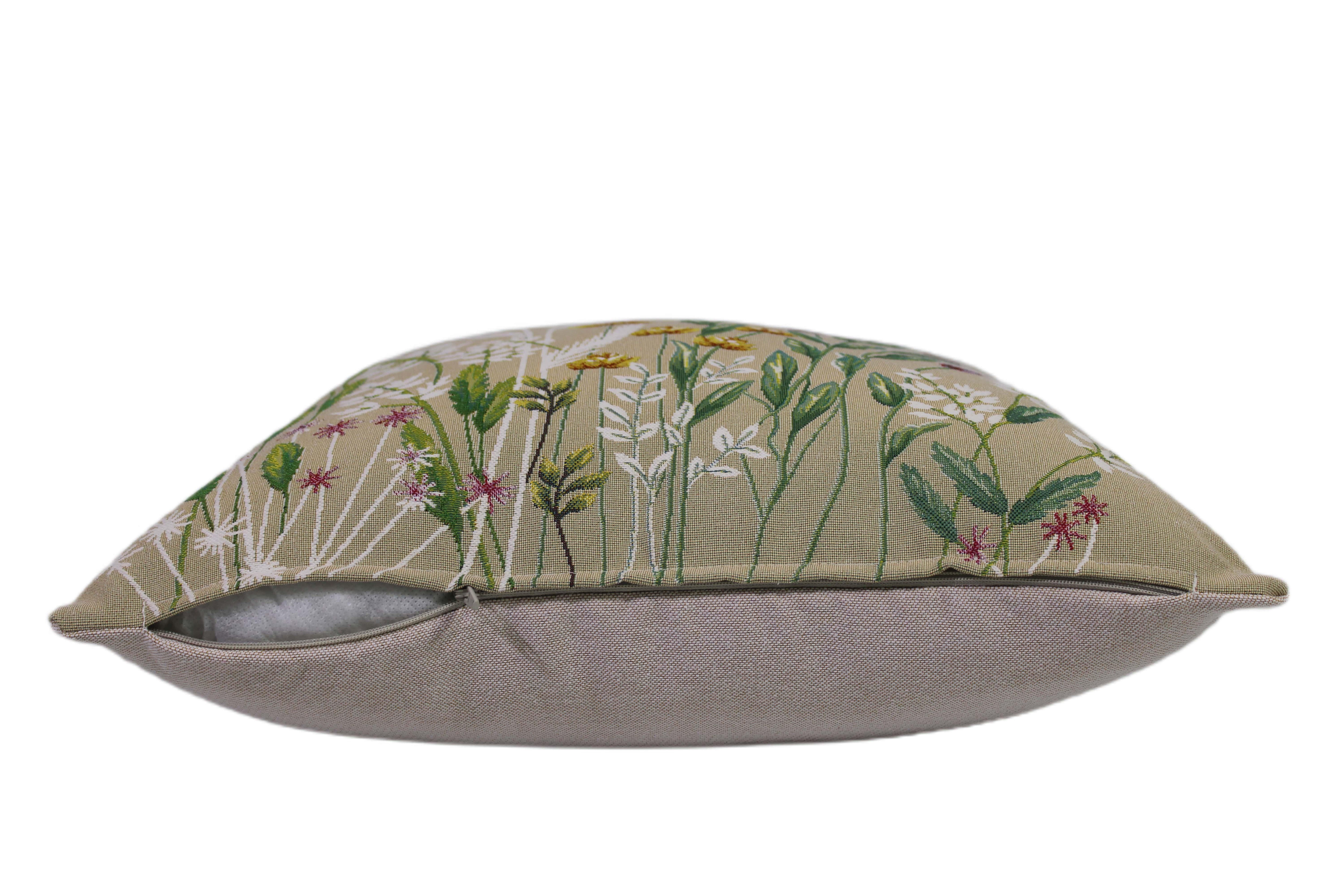 BELIEVE DAWN JAKARLI DOKUMA GOBLEN DEKORATİF KIRLENT KILIFI 45*45 BEJ ZEMİN