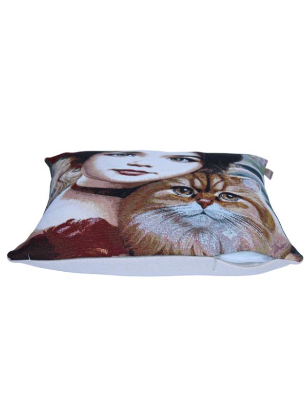 BELİEVE ROMAN KIZI VE KEDİSİ JAKARLI DOKUMA  GOBLEN DEKORATİF 45*45 KIRLENT