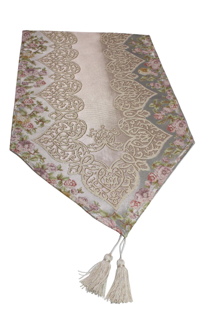 BELİEVE SUEDA JAKARLI DOKUMA SİMLİ PARLAK KABARIK SATEN İPEK GÖRÜNÜMLÜ DEKORATİF RUNNER 65*170  MAVİ-BEJ